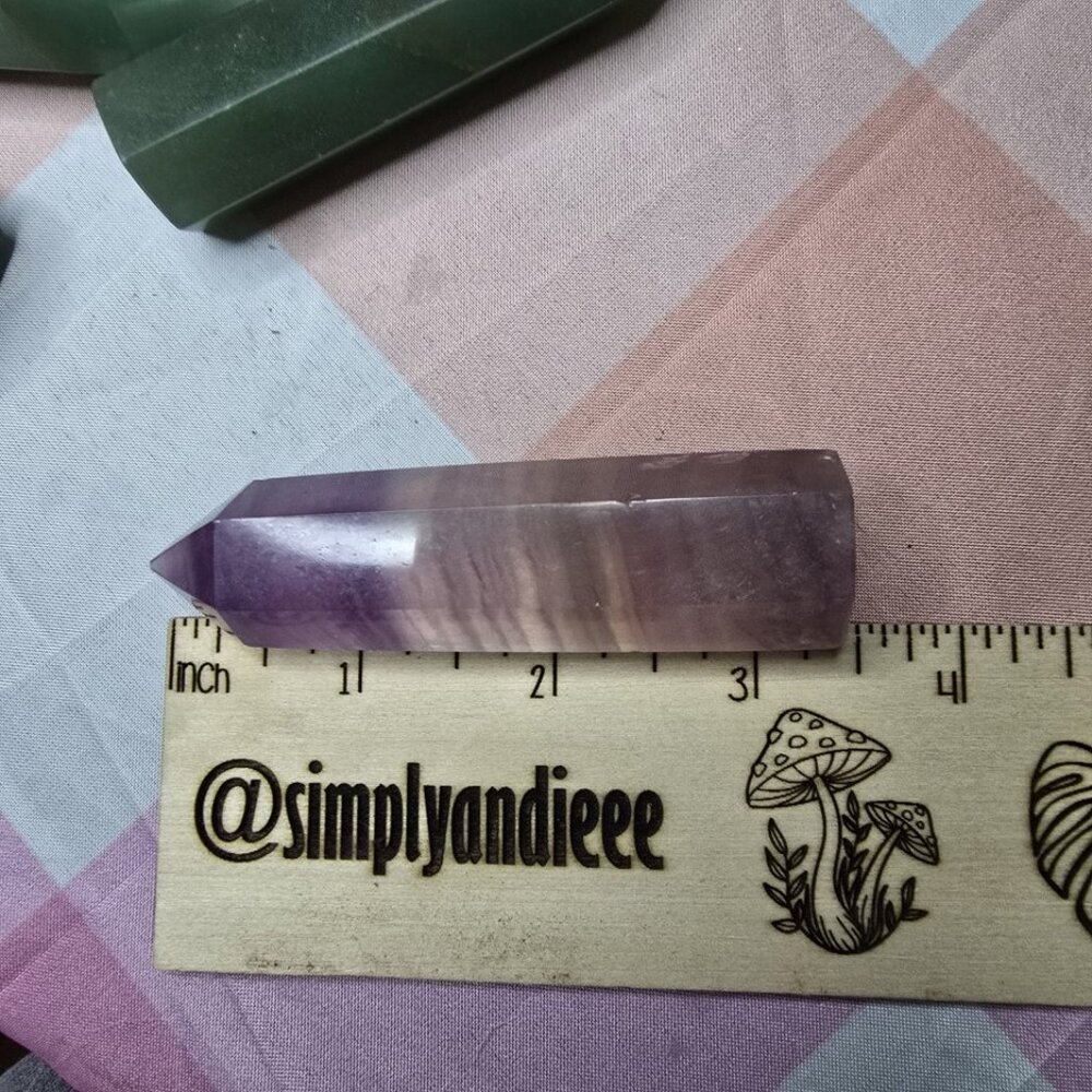 Fluorite Crystal Tower Point - Picture 4 of 4